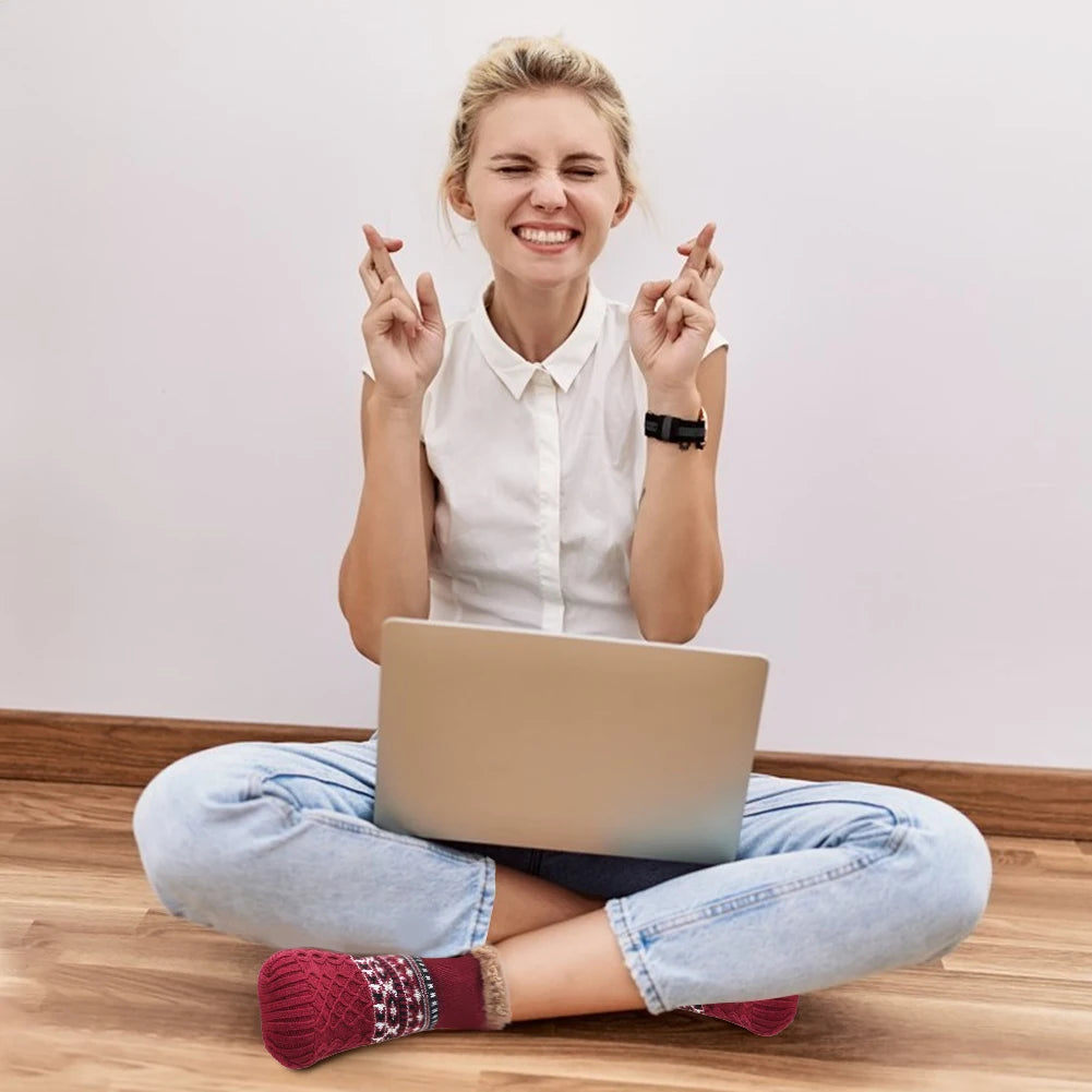 Men Women non slip Winter Indoor Home Slipper Socks  great for Christmas